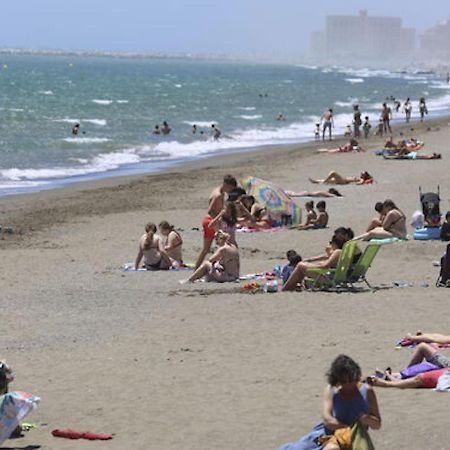 Apartamento En Calle Mendoza - Zona Huelin & 300 Mts De La Playa Appartamento Málaga Esterno foto