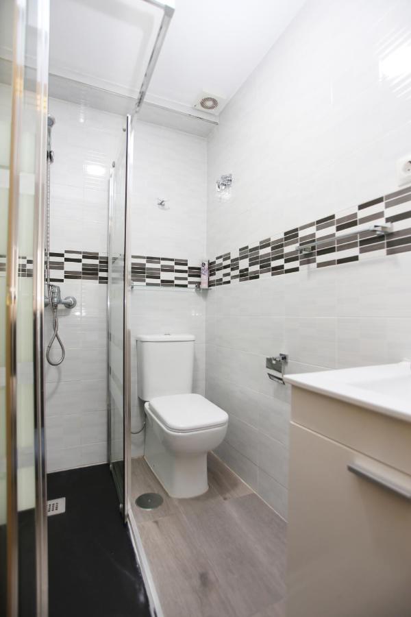 Apartamento En Calle Mendoza - Zona Huelin & 300 Mts De La Playa Appartamento Málaga Esterno foto