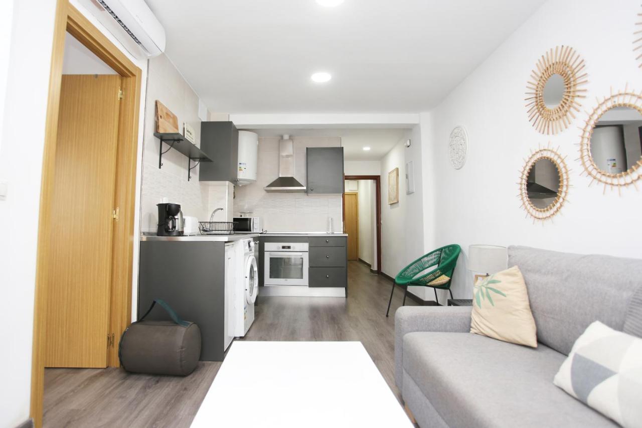 Apartamento En Calle Mendoza - Zona Huelin & 300 Mts De La Playa Appartamento Málaga Esterno foto