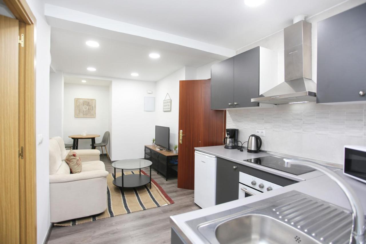 Apartamento En Calle Mendoza - Zona Huelin & 300 Mts De La Playa Appartamento Málaga Esterno foto